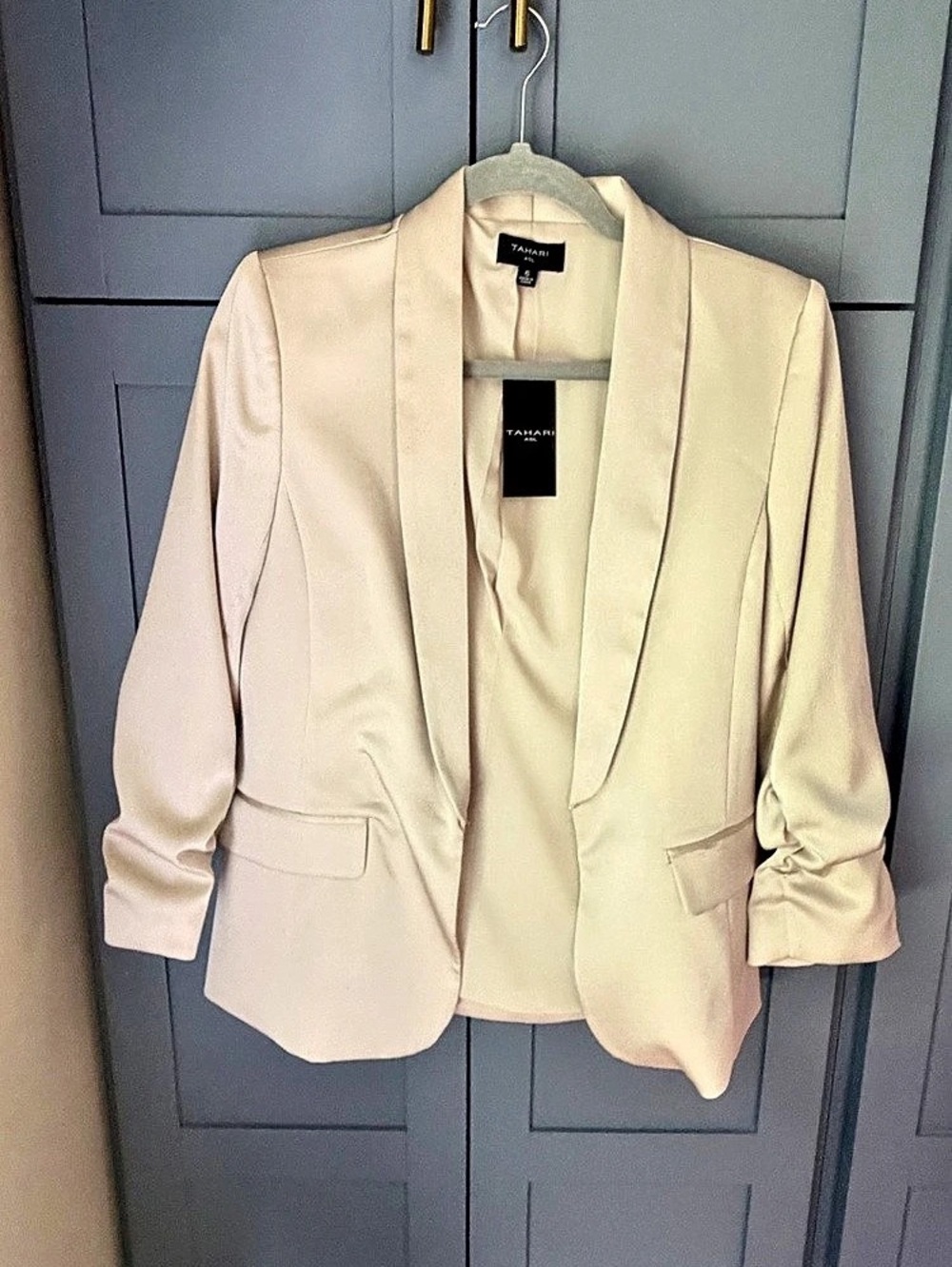 Tahari ASL Satin Shawl Collar Jacket Cream Blazer Size 6